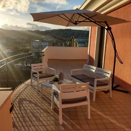 Seafront And Mountain View Penthouse *